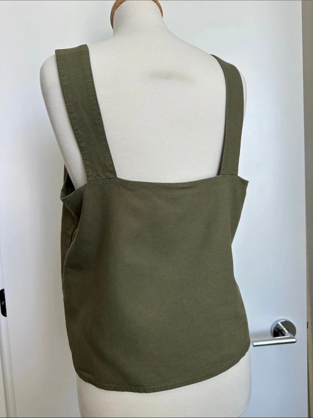 Banana Republic Olive Square-Neck Tank - Linen Blend (L) - Picture 6 of 10